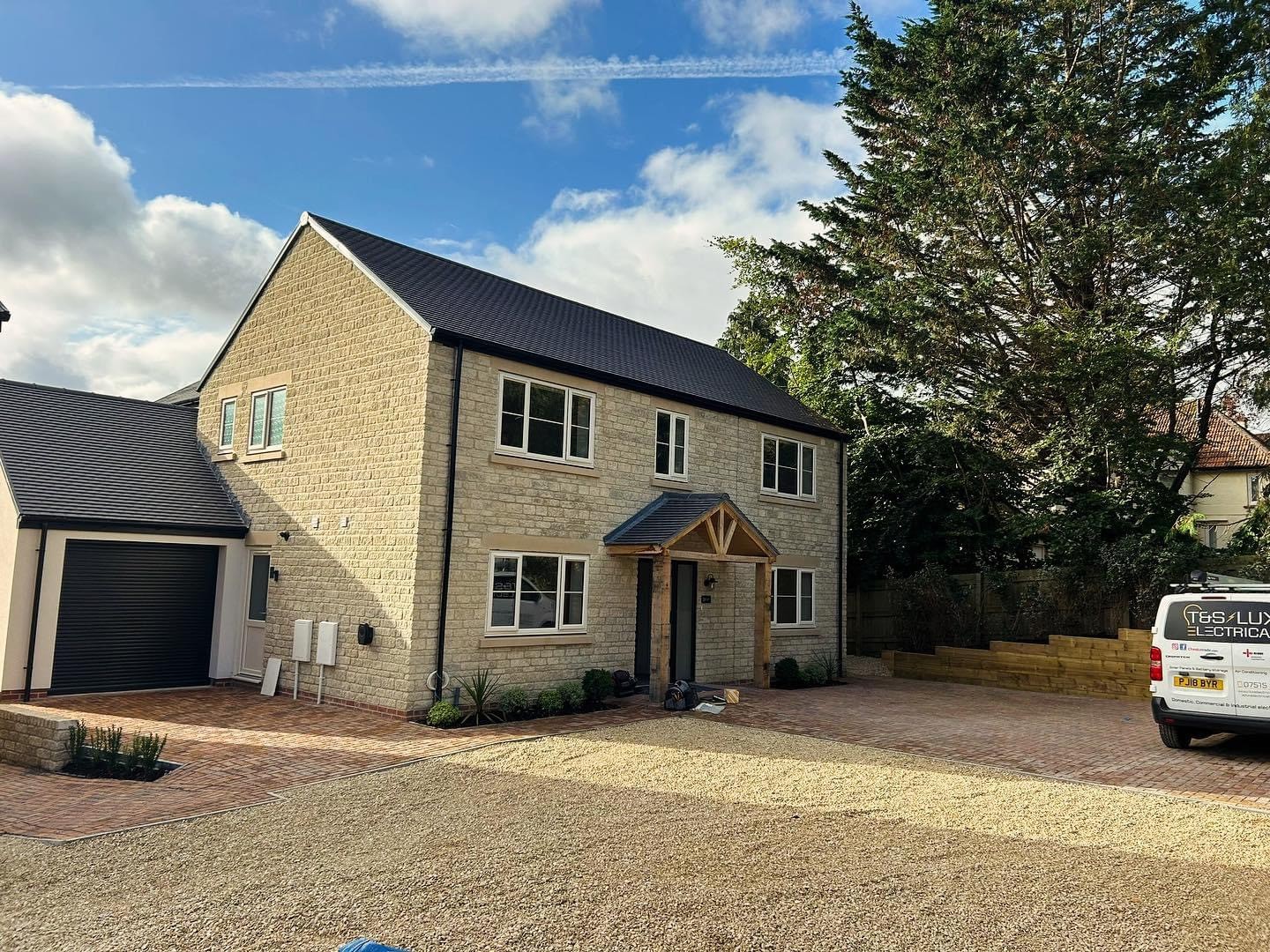 T&S Lux Electrical Ltd website photo