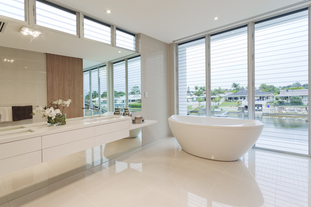 M Train Plumbing, Heating & Renewables Ltd website photo