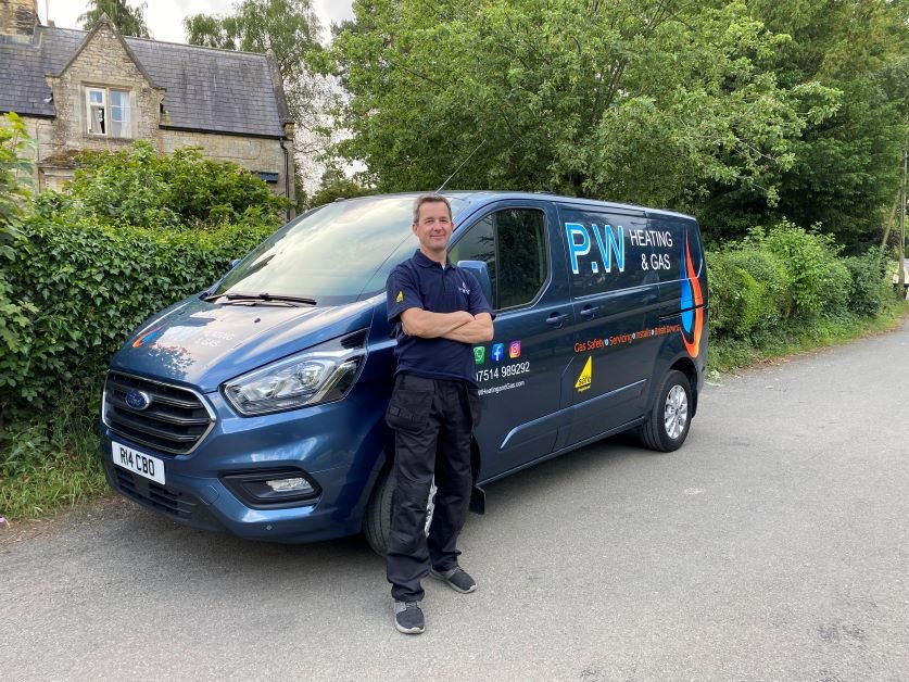 P W HEATING AND GAS LTD website photo