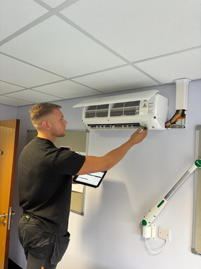 Mark Thompson (Leeds) Ltd website photo